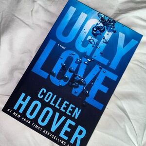 Ugly Love by Colleen Hoover Book